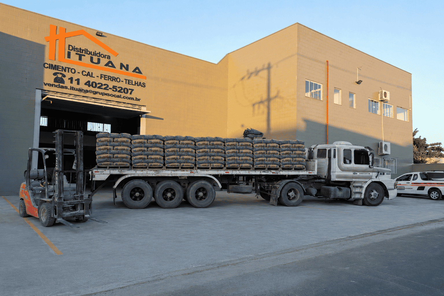 Fachada da unidade Distribuidora Ituana em Itu
